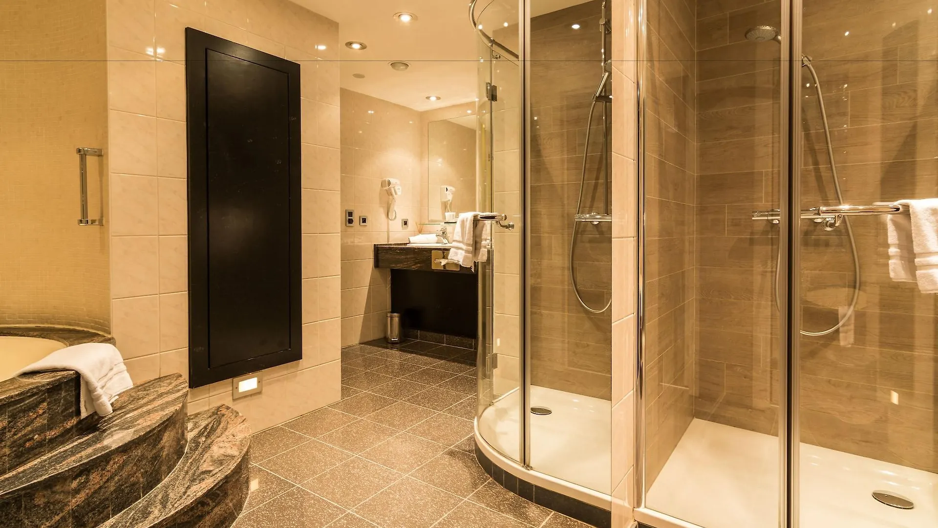 ****  De Keyser Hotel Antverpy Belgie